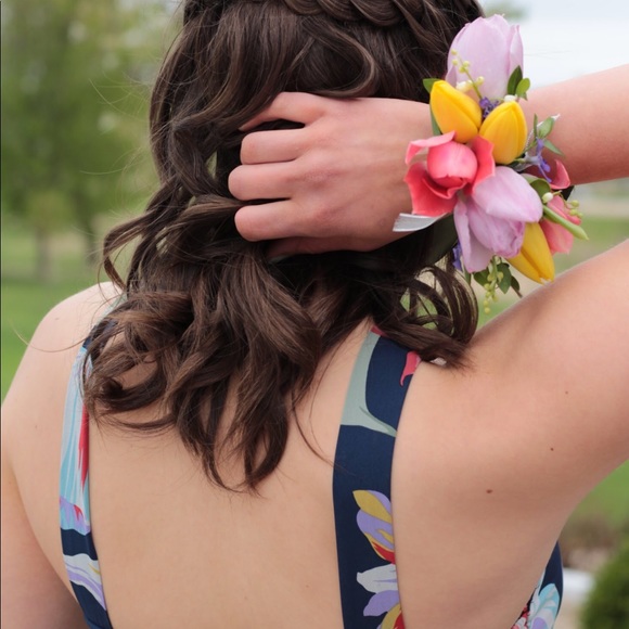 LuLu’s Dress - Picture 3 of 3